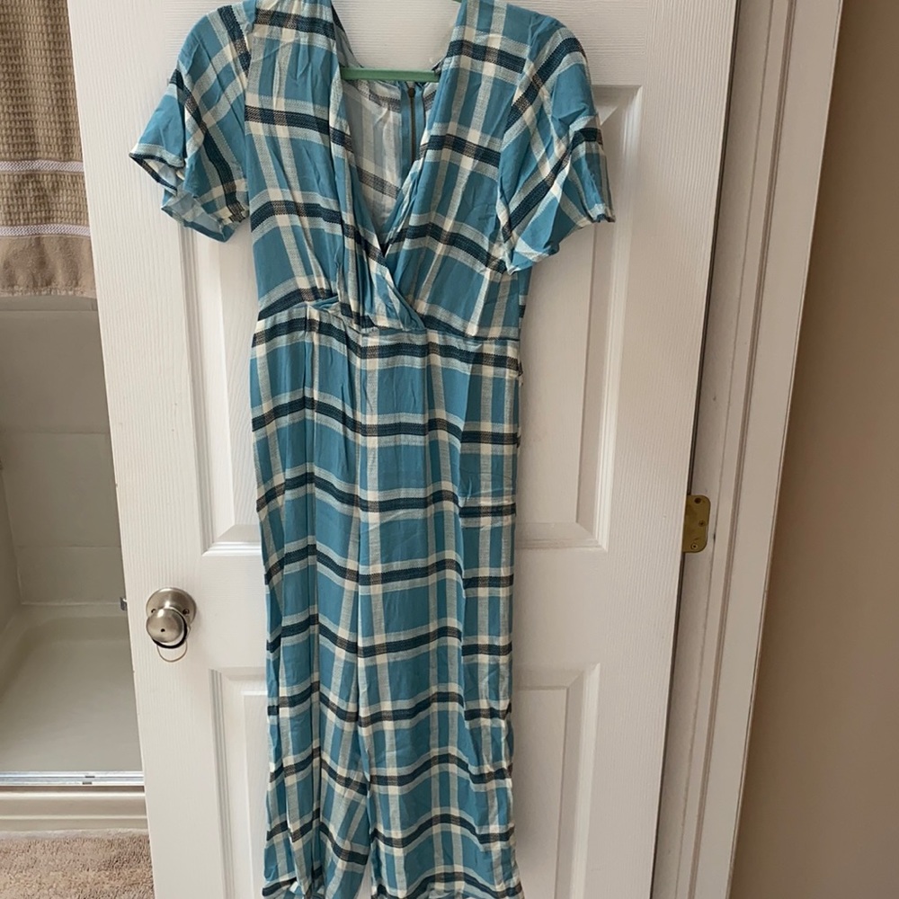 Wide leg jumpsuit